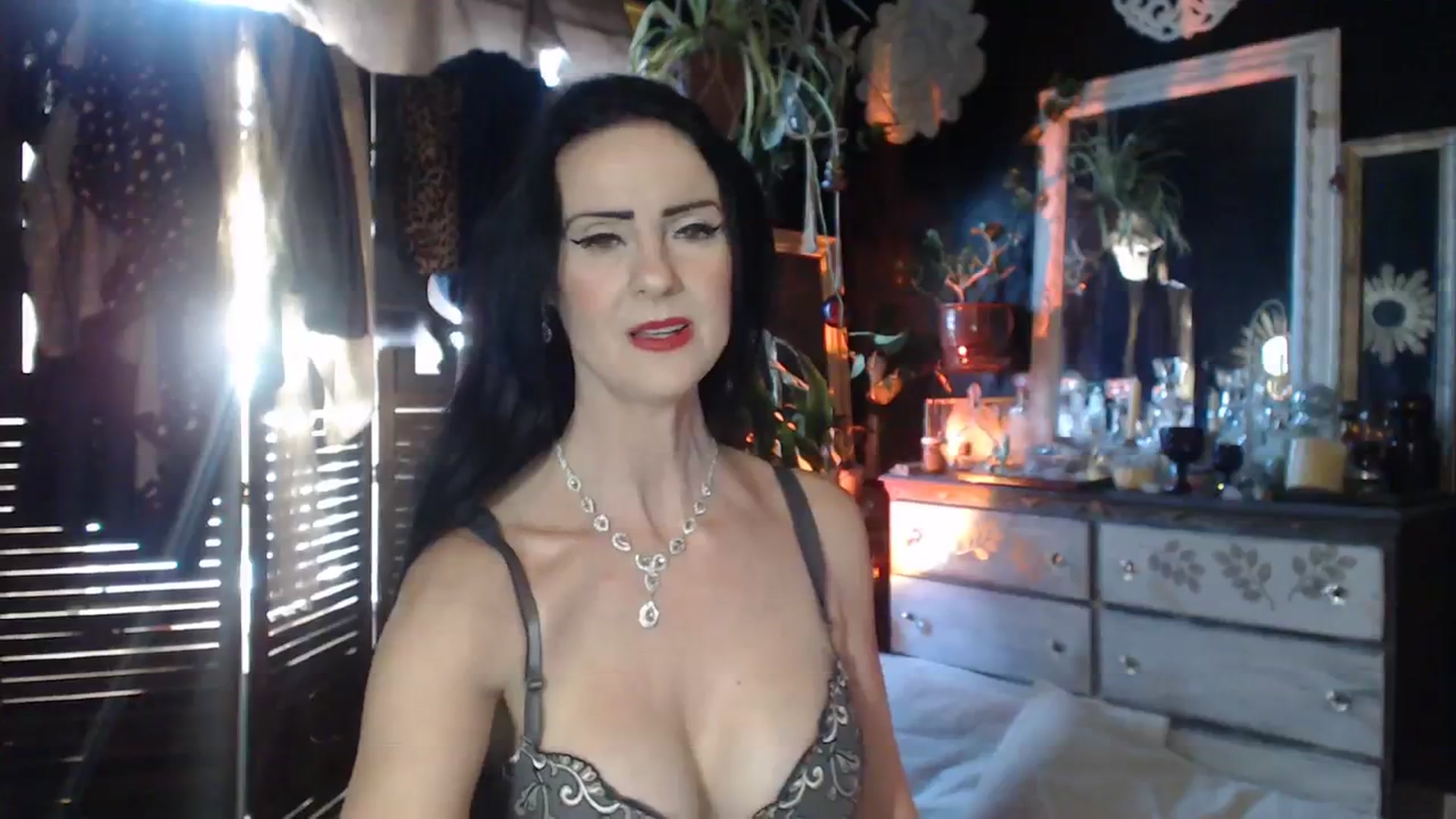 Gallery image thumbnail from MayGray's myfreecams stream on, 02/24/2024, 13:25 image 20 of 20