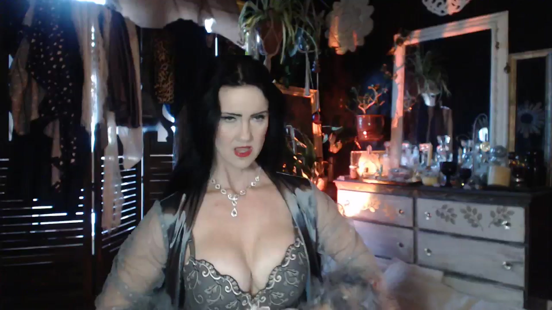 Gallery image thumbnail from MayGray's myfreecams stream on, 02/24/2024, 13:25 image 14 of 20