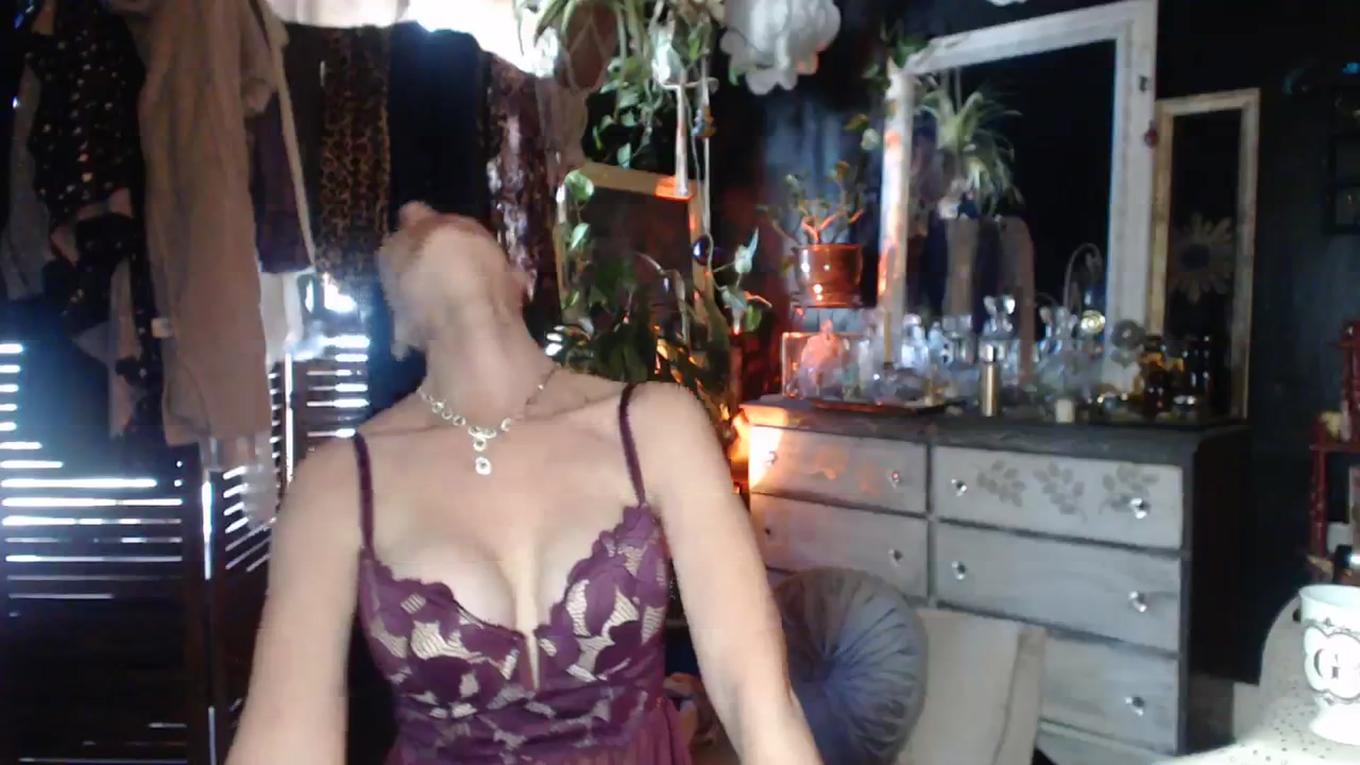 Gallery image thumbnail from MayGray's myfreecams stream on, 02/28/2024, 18:43 image 16 of 20