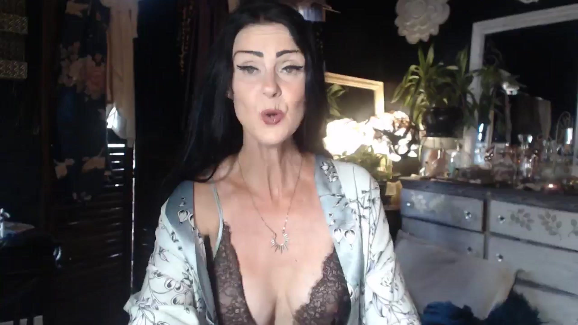 Gallery image thumbnail from MayGray's myfreecams stream on, 06/08/2024, 12:47 image 7 of 20
