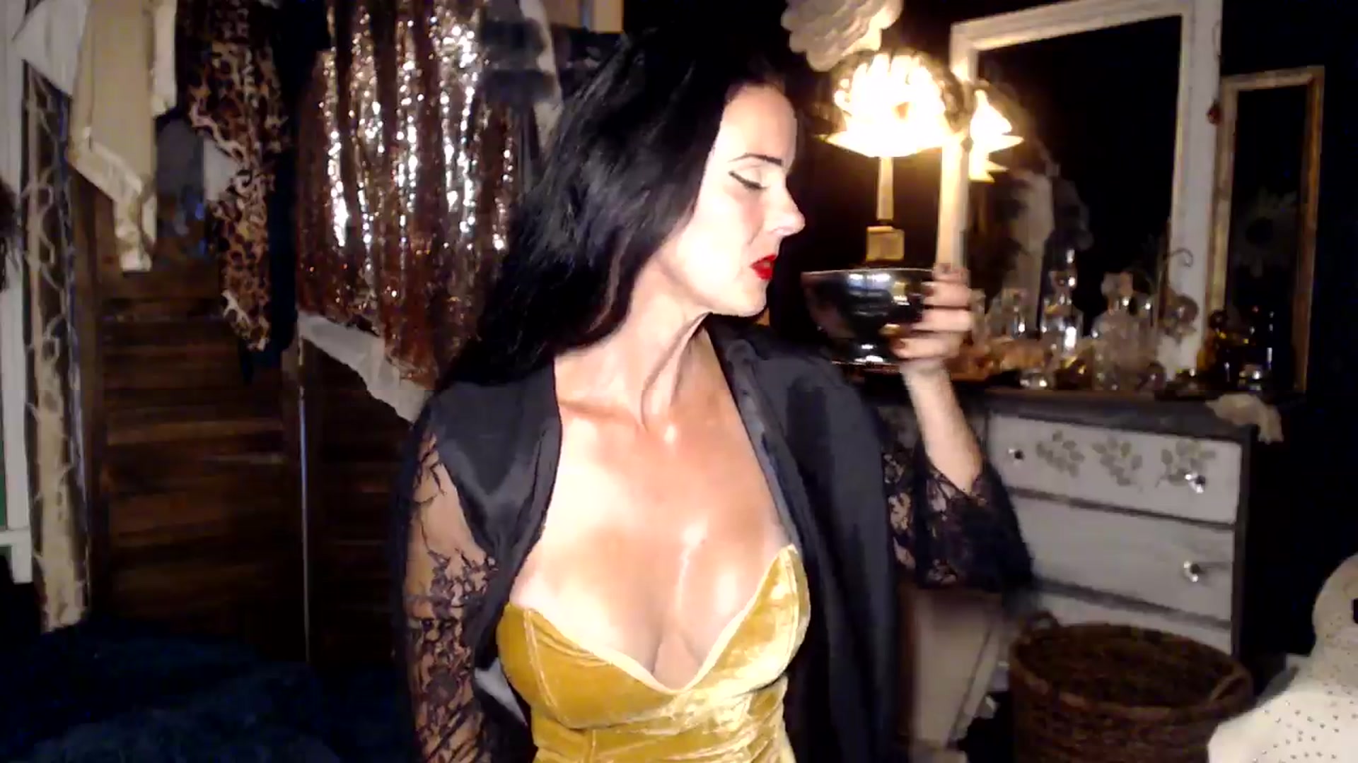 Gallery image thumbnail from MayGray's myfreecams stream on, 08/15/2024, 11:25 image 10 of 20