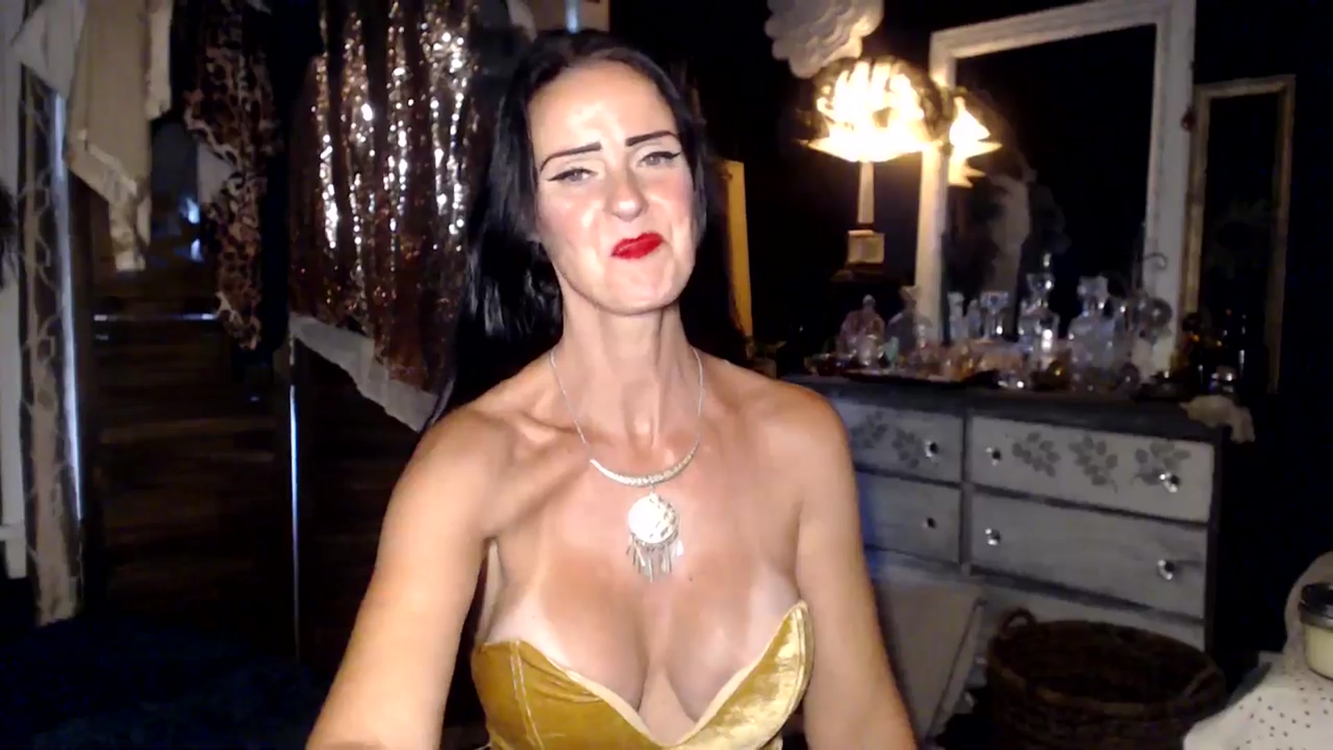 Gallery image thumbnail from MayGray's myfreecams stream on, 08/15/2024, 12:33 image 12 of 20