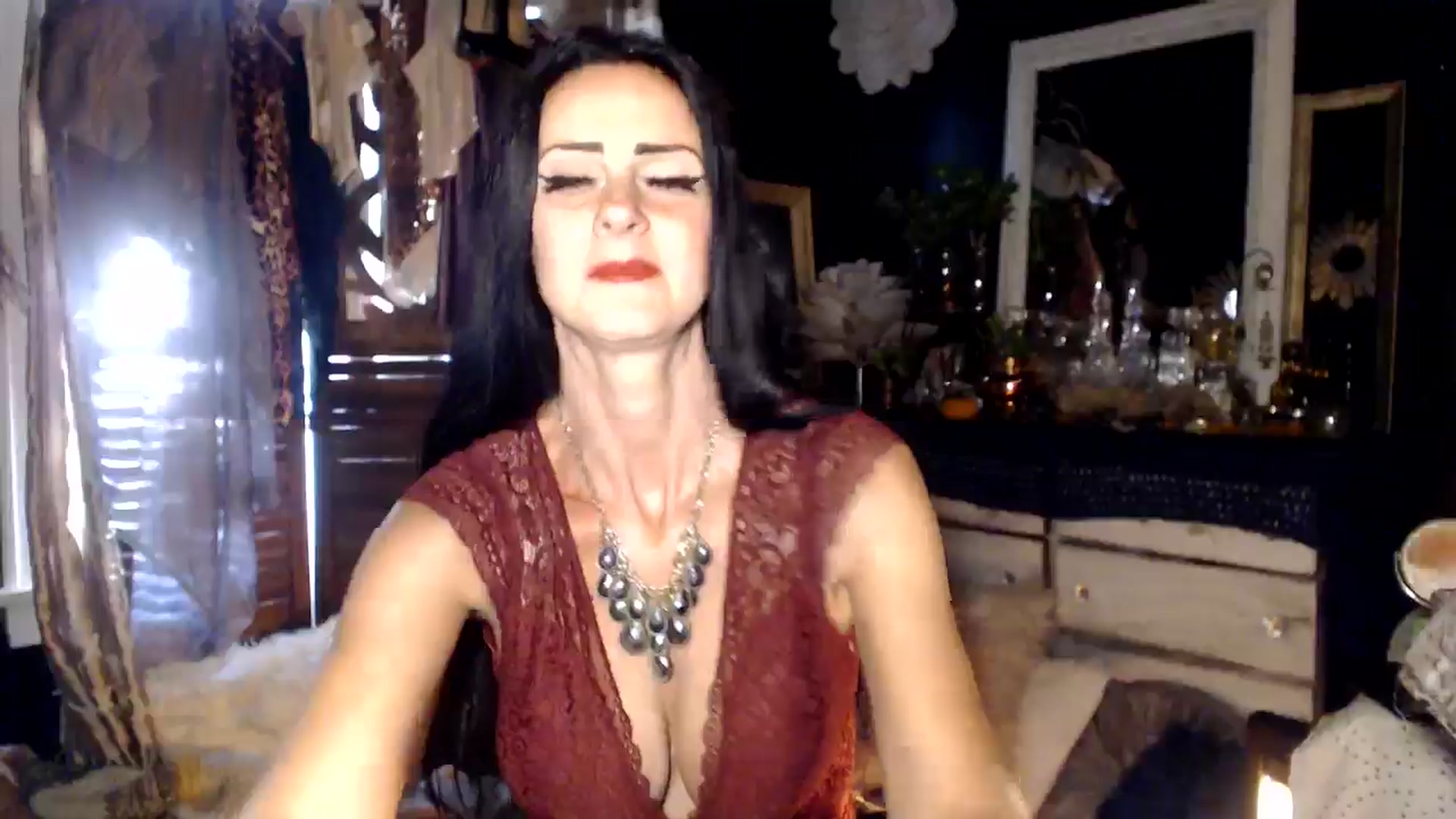 Gallery image thumbnail from MayGray's myfreecams stream on, 10/03/2024, 13:16 image 13 of 20