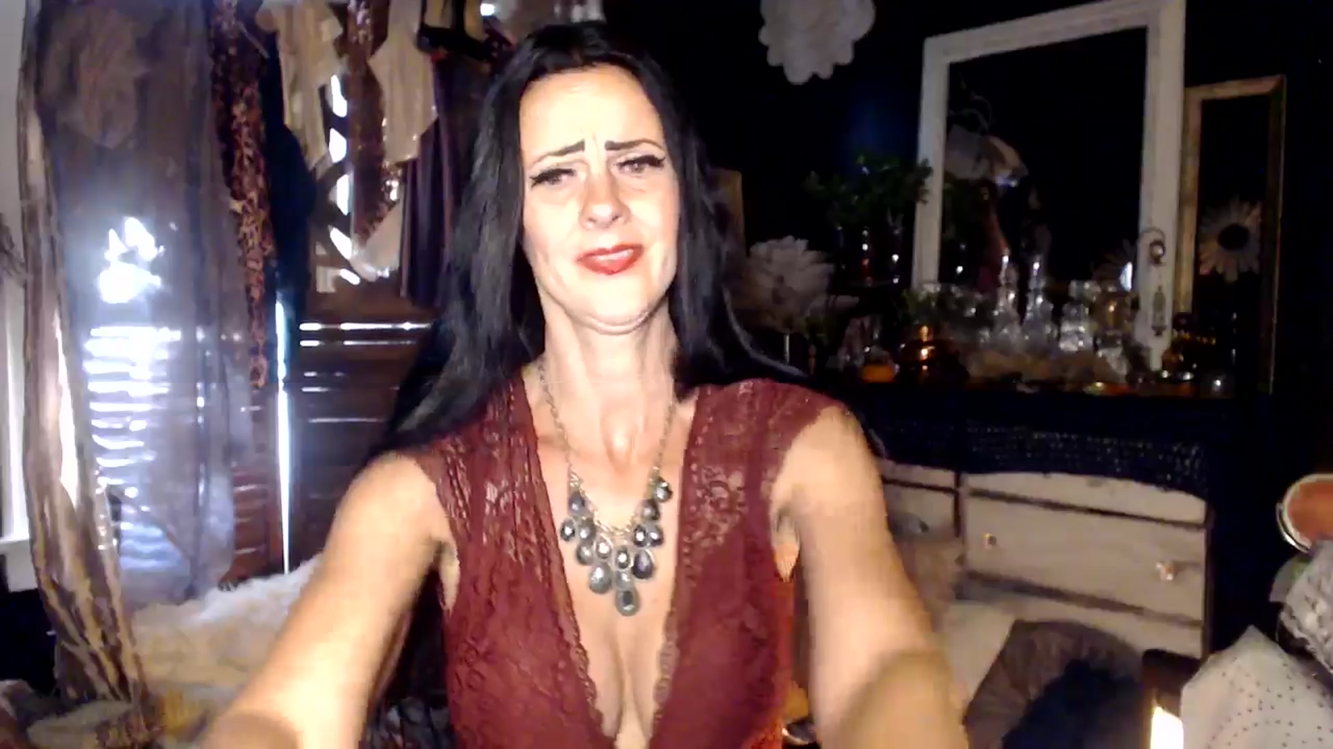 Gallery image thumbnail from MayGray's myfreecams stream on, 10/03/2024, 13:16 image 18 of 20