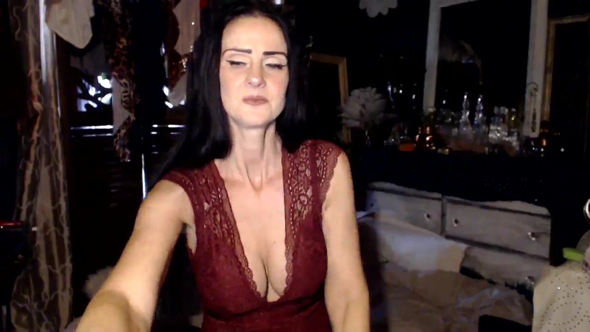 Gallery image thumbnail from MayGray's myfreecams stream on, 10/30/2024, 13:27 image 5 of 20