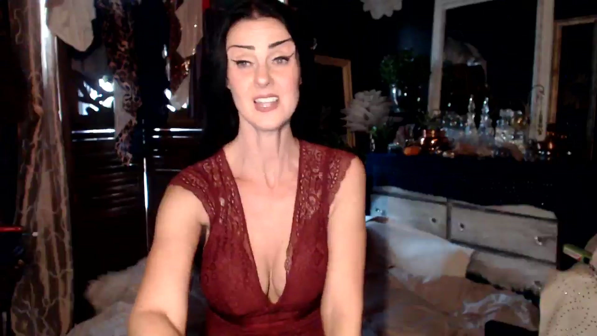 Gallery image thumbnail from MayGray's myfreecams stream on, 10/30/2024, 14:11 image 15 of 20