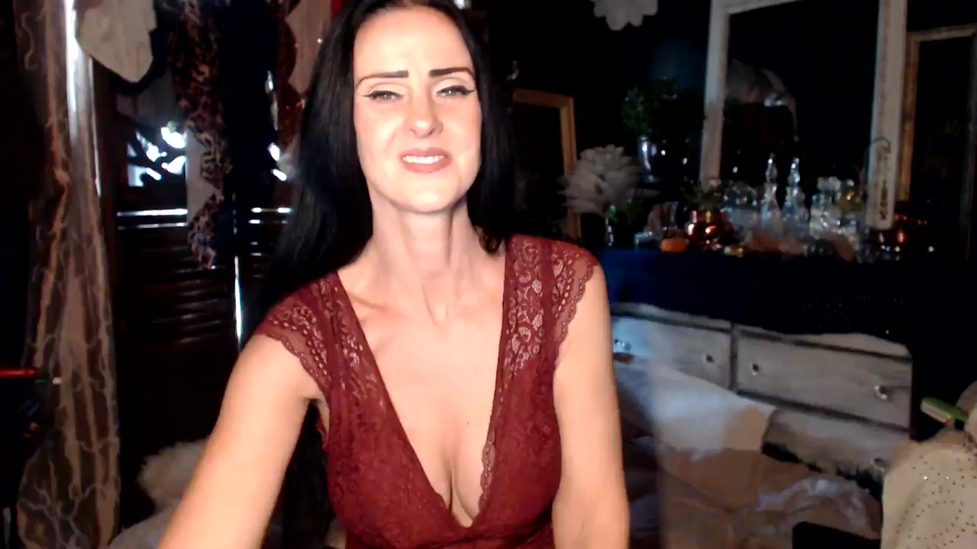 Gallery image thumbnail from MayGray's myfreecams stream on, 10/30/2024, 14:11 image 17 of 20