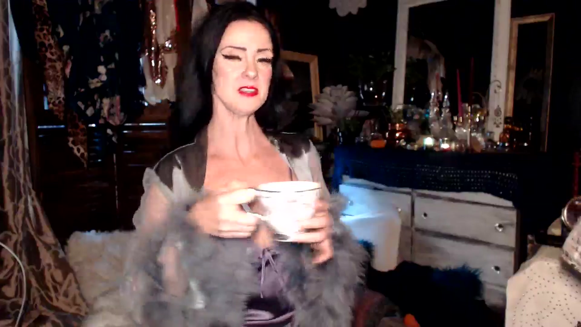 Gallery image thumbnail from MayGray's myfreecams stream on, 11/10/2024, 13:41 image 14 of 20