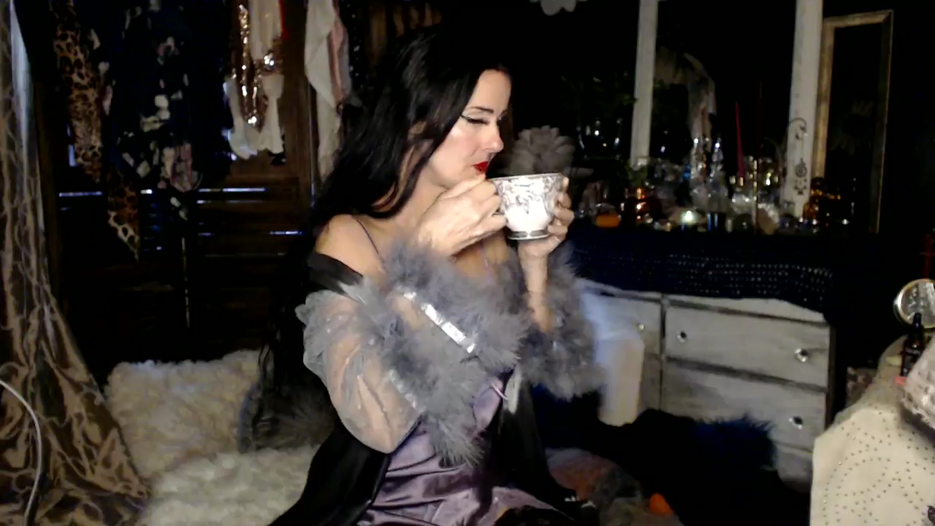 Gallery image thumbnail from MayGray's myfreecams stream on, 11/10/2024, 14:22 image 3 of 20