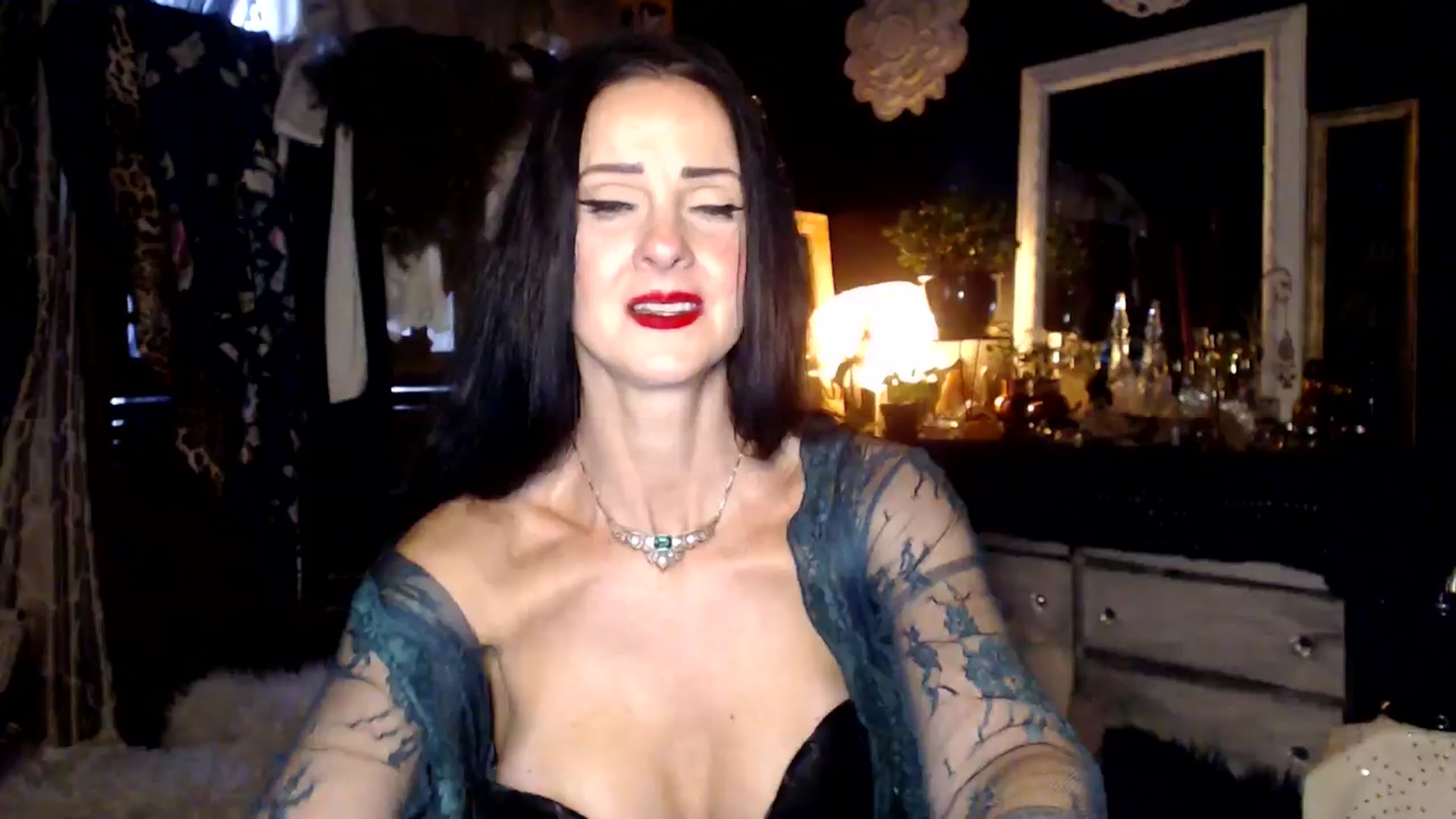 Gallery image thumbnail from MayGray's myfreecams stream on, 11/14/2024, 14:44 image 15 of 20