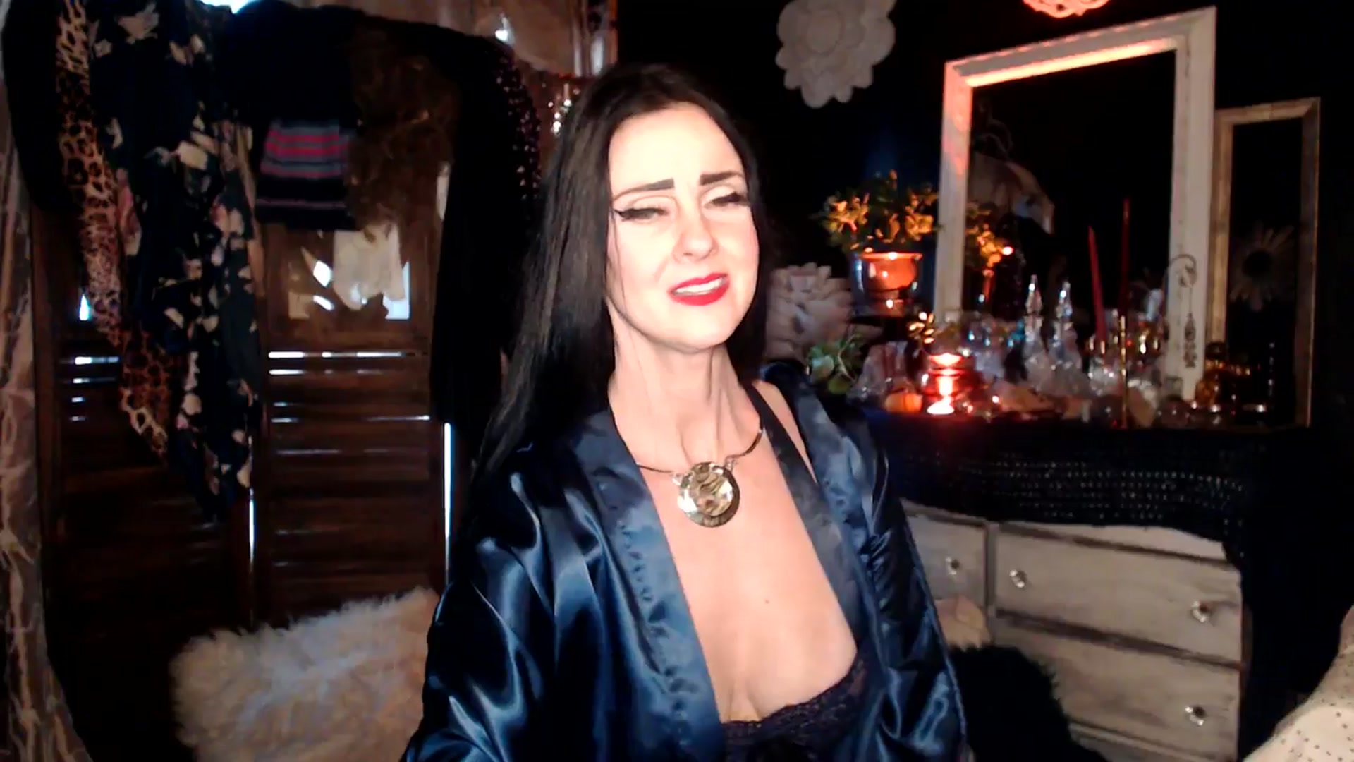 Gallery image thumbnail from MayGray's myfreecams stream on, 11/24/2024, 14:34 image 2 of 20