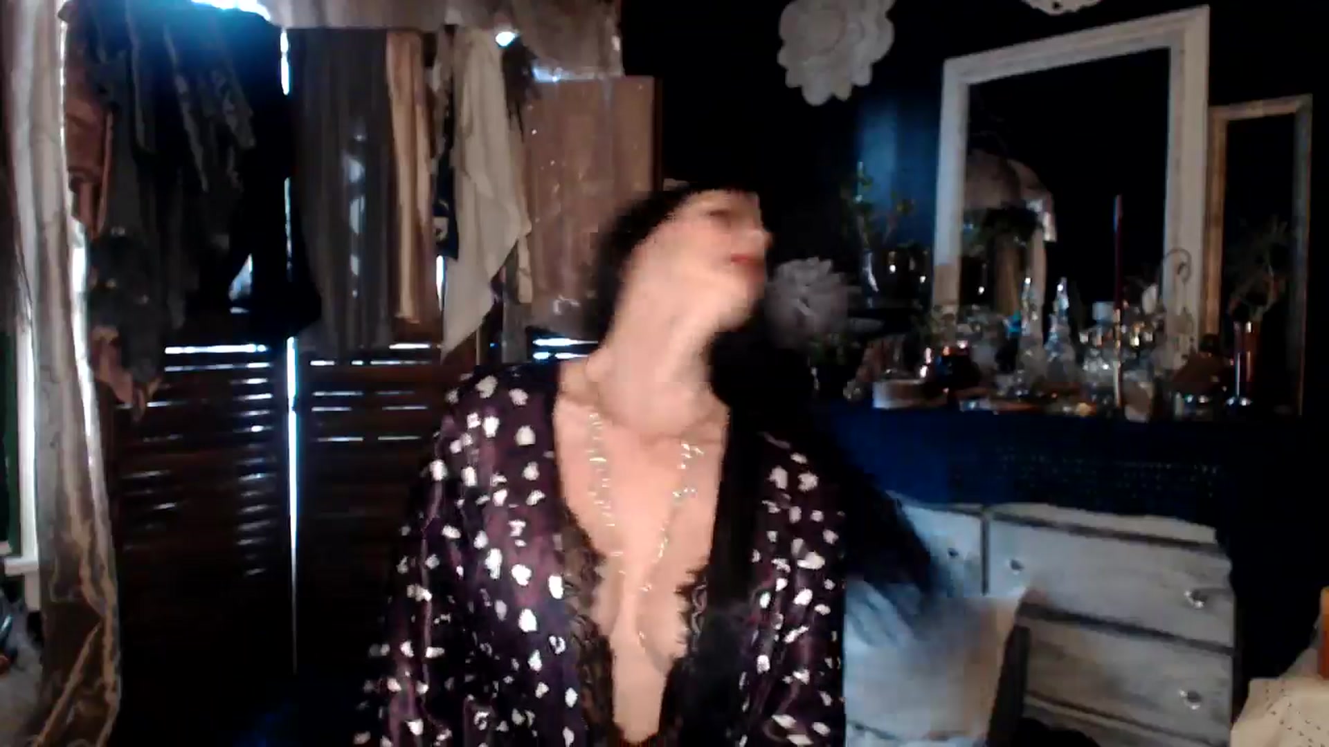 Gallery image thumbnail from MayGray's myfreecams stream on, 02/01/2025, 14:36 image 12 of 20
