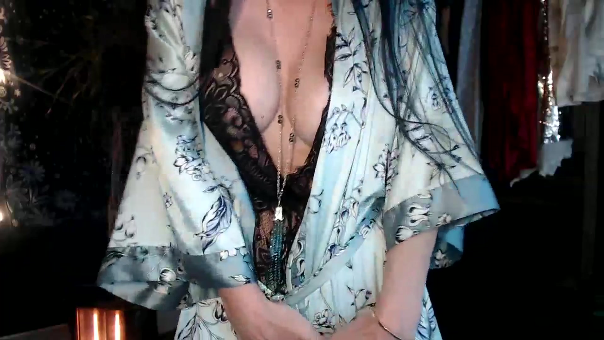 Gallery image thumbnail from MayGray's myfreecams stream on, 03/23/2025, 13:41 image 4 of 20