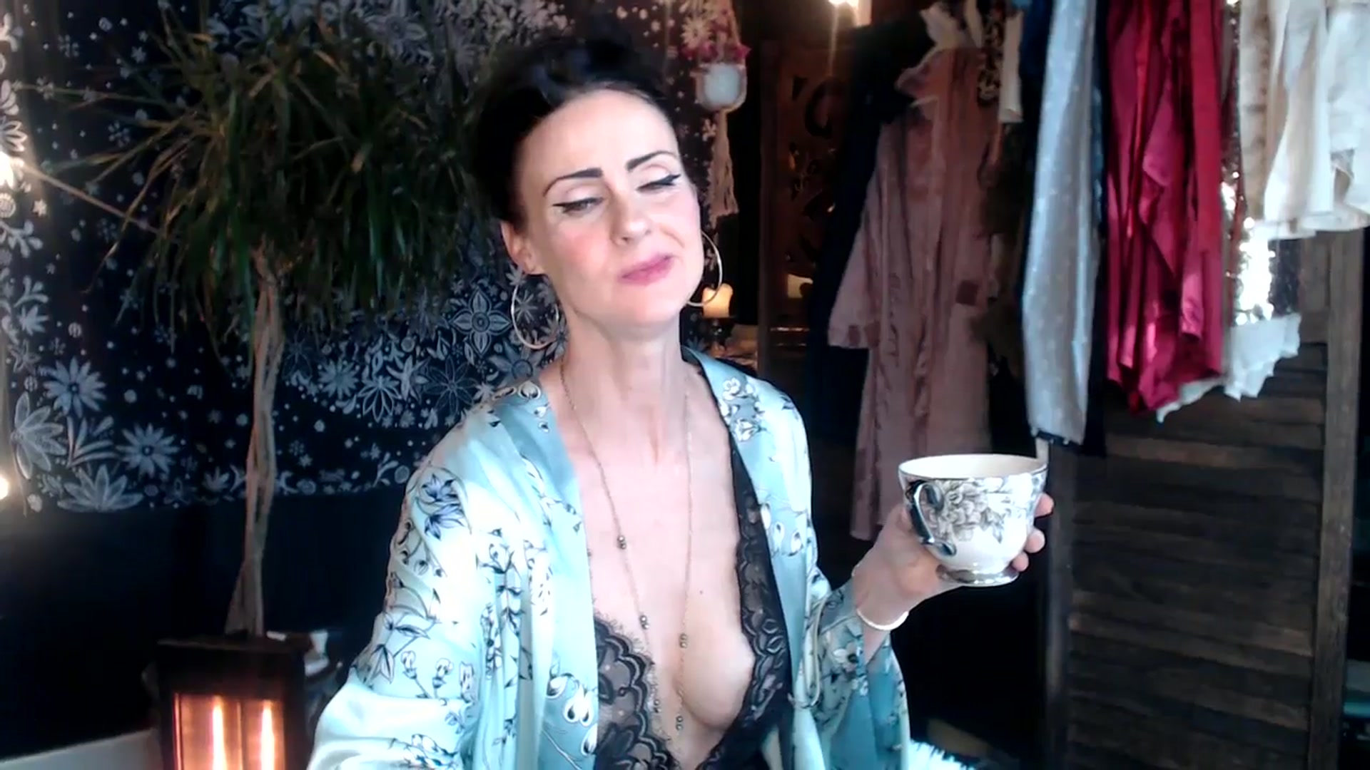 Gallery image thumbnail from MayGray's myfreecams stream on, 03/23/2025, 14:10 image 8 of 20