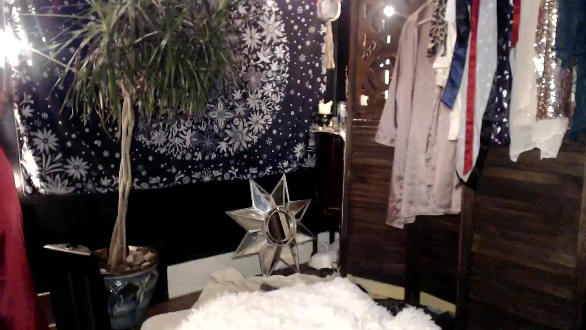 Gallery image thumbnail from MayGray's myfreecams stream on, 03/30/2025, 11:45 image 13 of 20