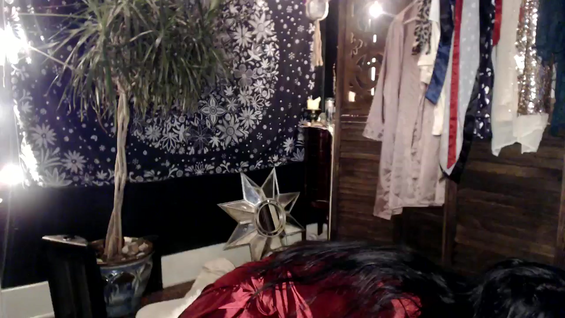 Gallery image thumbnail from MayGray's myfreecams stream on, 03/30/2025, 11:45 image 18 of 20