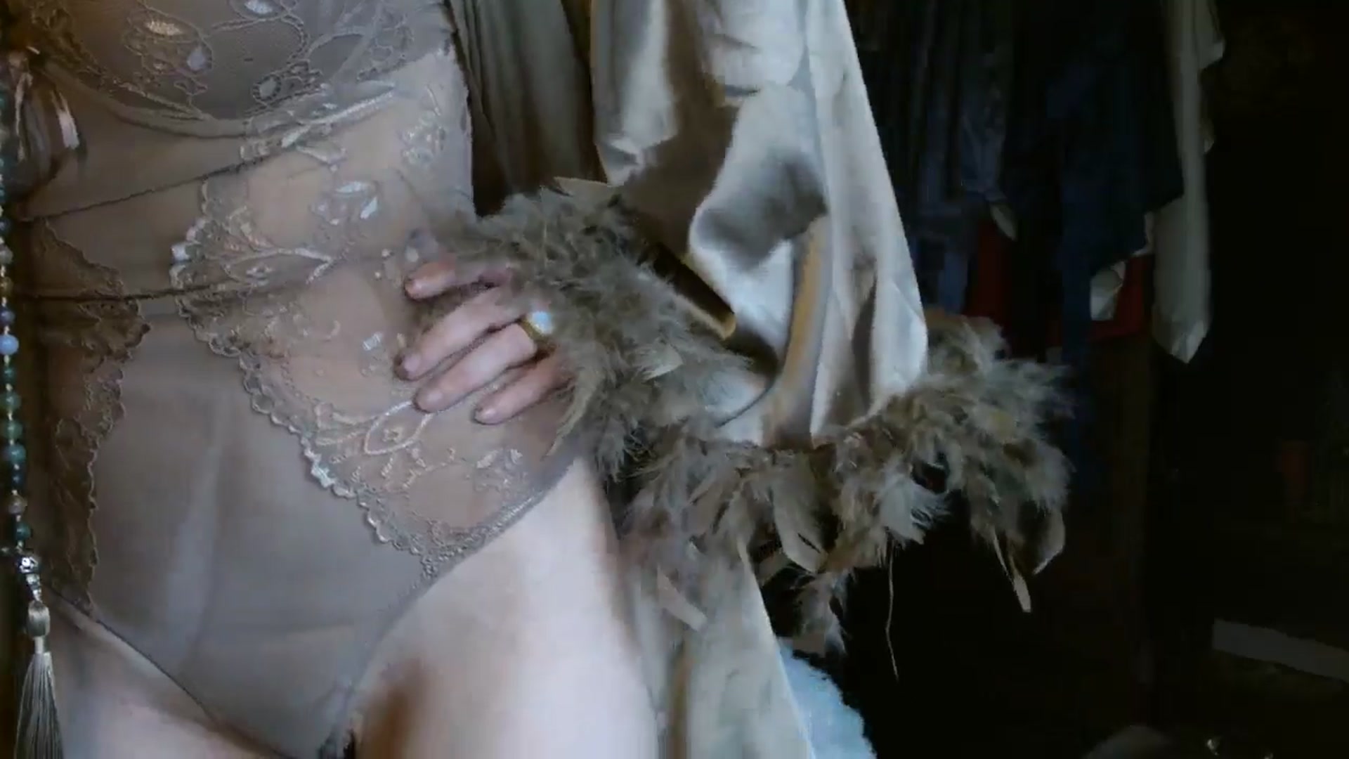 Gallery image thumbnail from MayGray's myfreecams stream on, 04/19/2025, 13:32 image 9 of 20