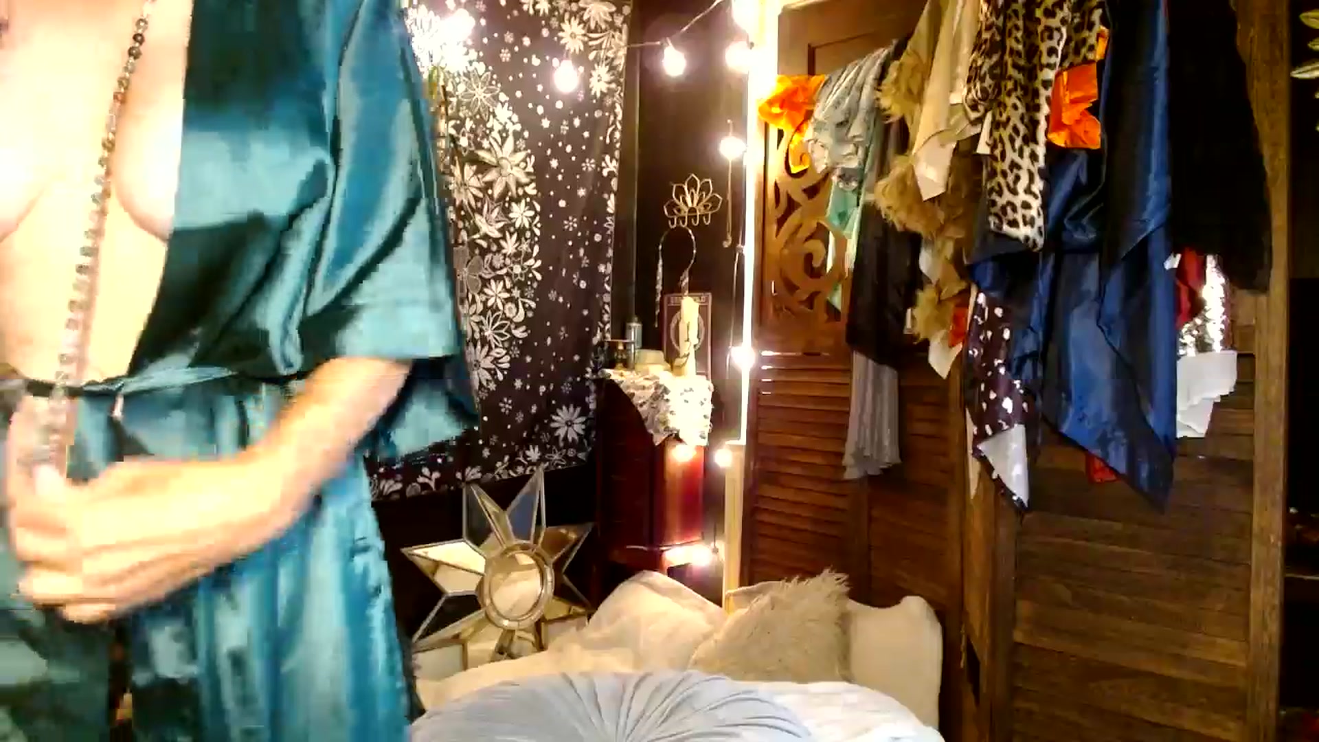 Gallery image thumbnail from MayGray's myfreecams stream on, 05/21/2025, 13:56 image 20 of 20