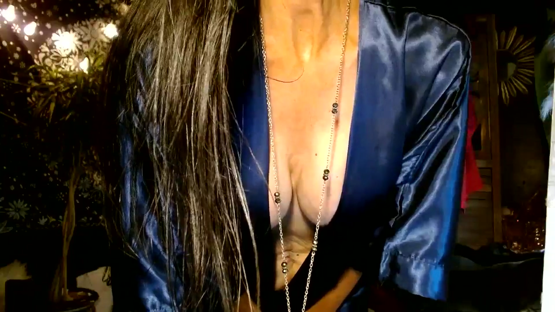 Gallery image thumbnail from MayGray's myfreecams stream on, 05/31/2025, 15:03 image 13 of 20