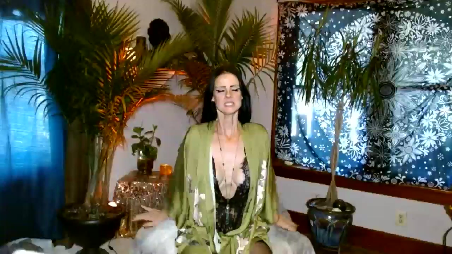 Gallery image thumbnail from MayGray's myfreecams stream on, 10/05/2025, 13:19 image 20 of 20