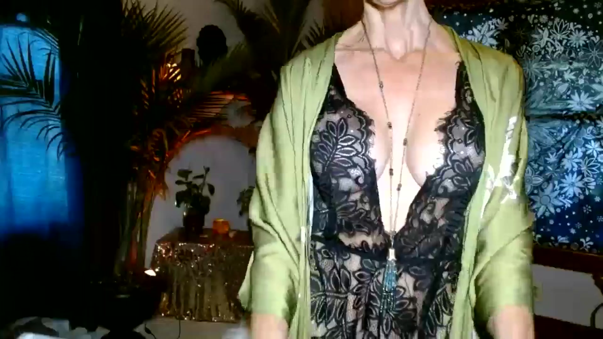 Gallery image thumbnail from MayGray's myfreecams stream on, 10/05/2025, 13:19 image 4 of 20