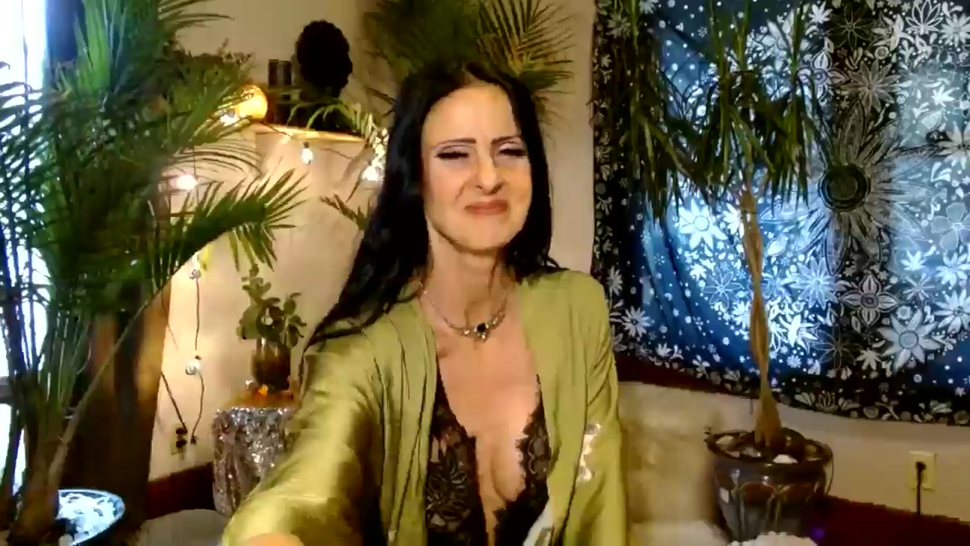 Gallery image thumbnail from MayGray's myfreecams stream on, 11/02/2025, 15:24 image 5 of 20