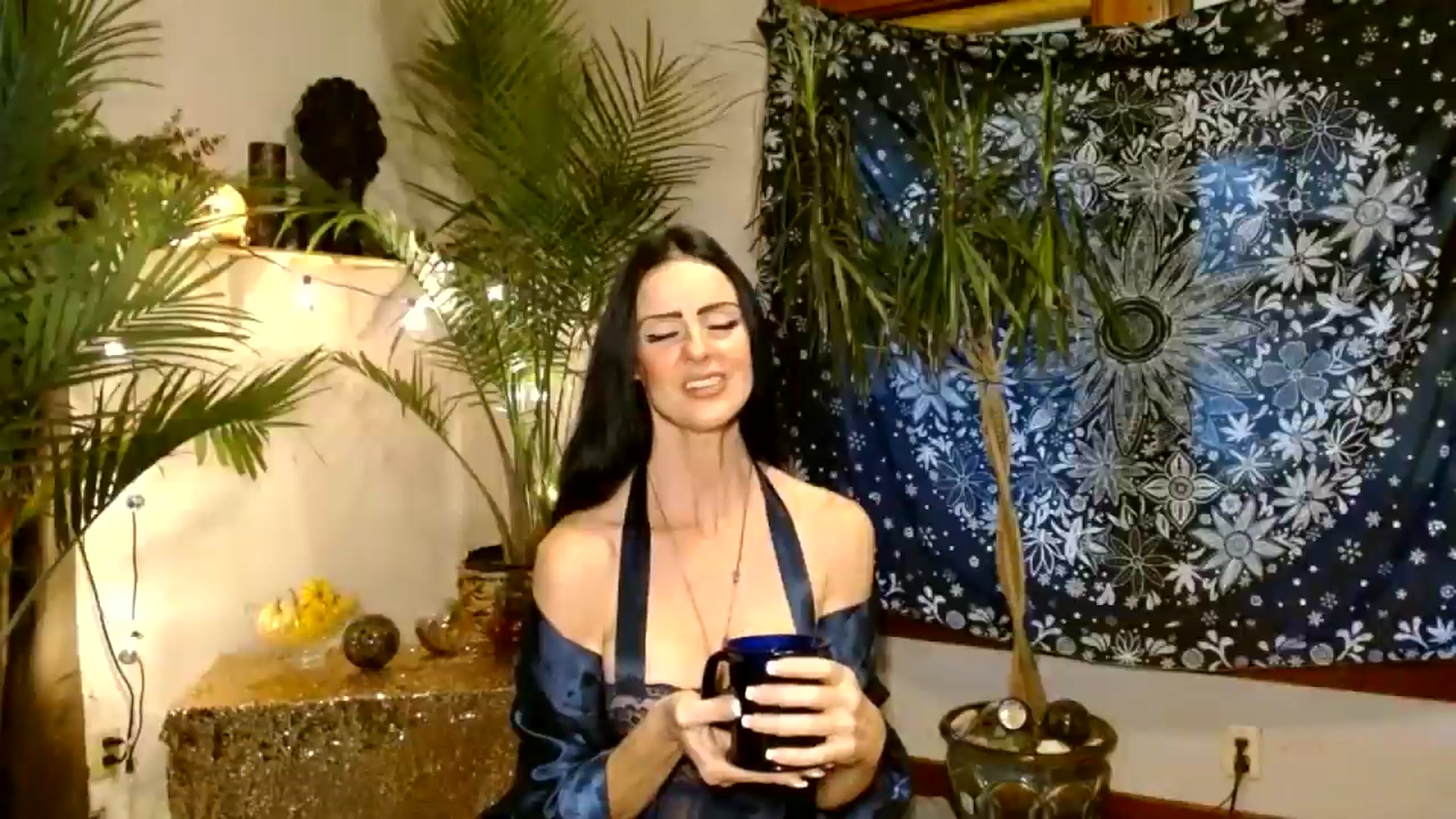 Gallery image thumbnail from MayGray's myfreecams stream on, 11/15/2025, 14:49 image 3 of 20