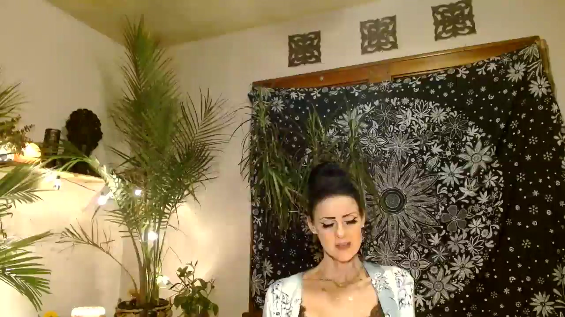 Gallery image thumbnail from MayGray's myfreecams stream on, 12/07/2025, 12:22 image 17 of 20