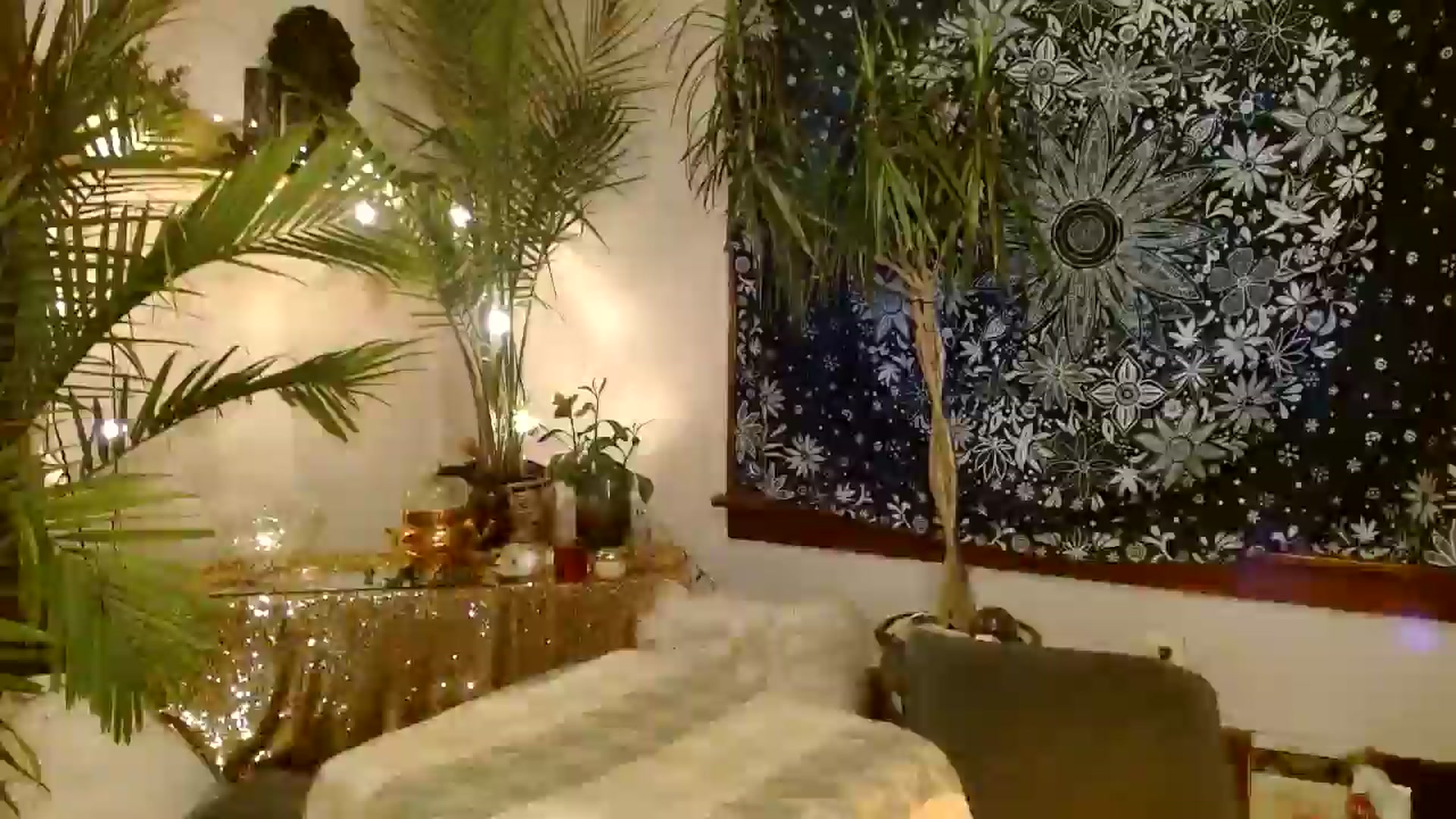 Gallery image thumbnail from MayGray's myfreecams stream on, 12/23/2025, 13:17 image 18 of 20