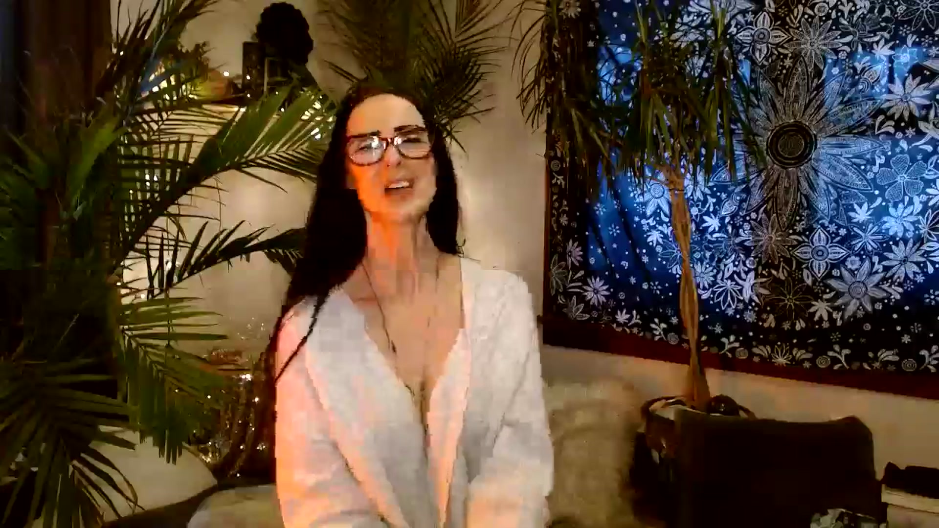 Gallery image thumbnail from MayGray's myfreecams stream on, 12/24/2025, 14:22 image 15 of 20