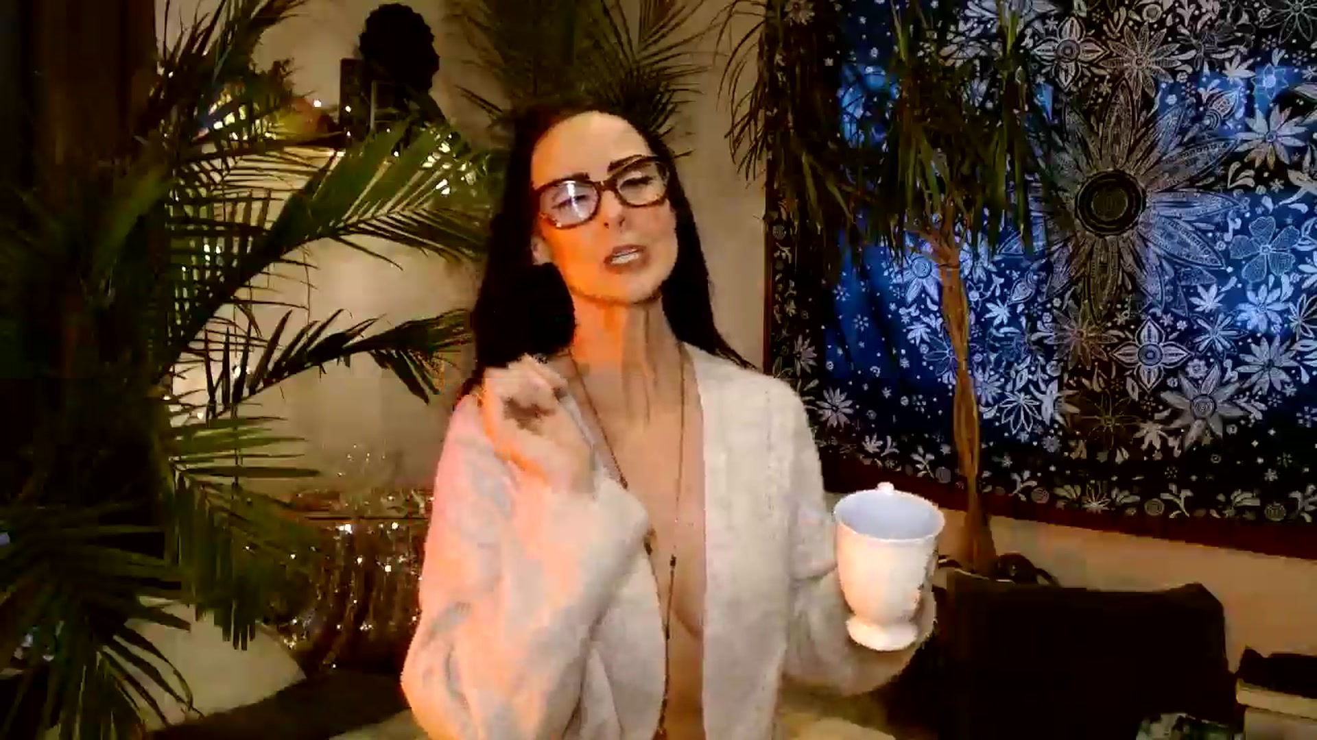 Gallery image thumbnail from MayGray's myfreecams stream on, 12/24/2025, 14:22 image 9 of 20