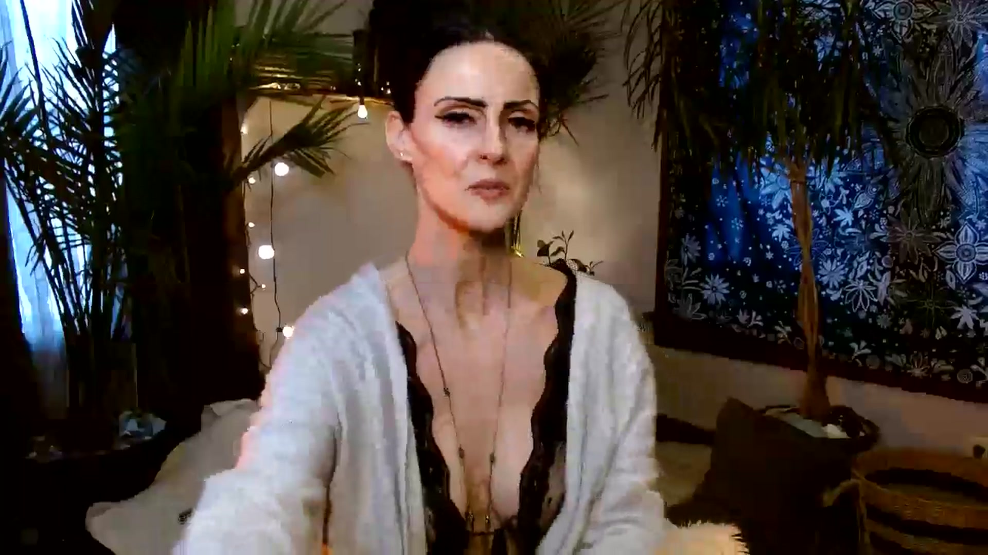 Gallery image thumbnail from MayGray's myfreecams stream on, 01/01/2026, 15:01 image 15 of 20