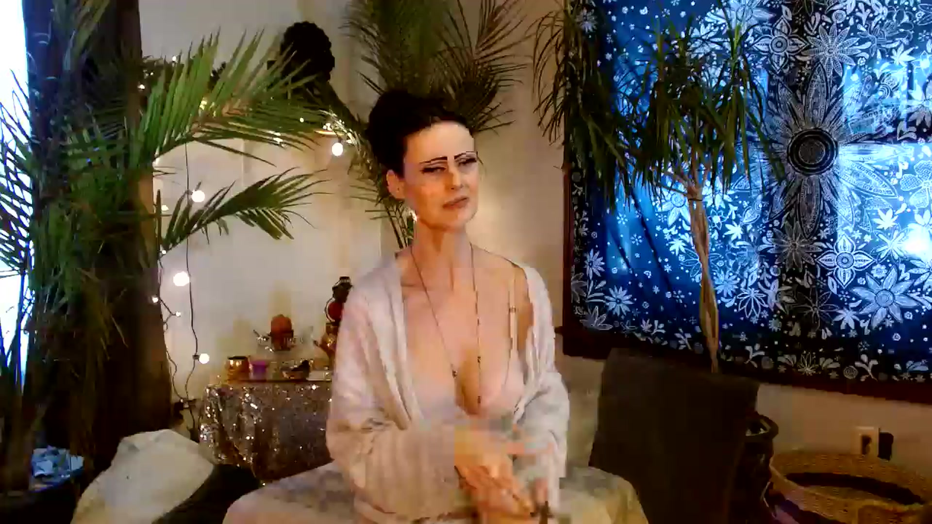 Gallery image thumbnail from MayGray's myfreecams stream on, 01/02/2026, 14:55 image 17 of 20