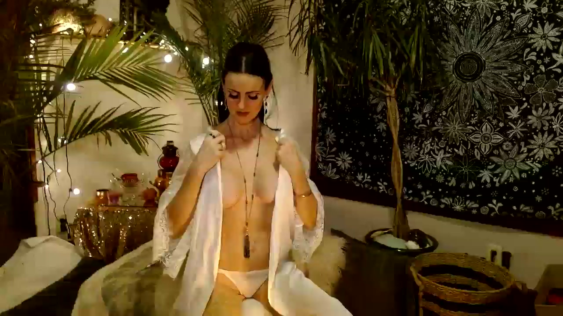 Gallery image thumbnail from MayGray's myfreecams stream on, 01/03/2026, 14:22 image 1 of 20