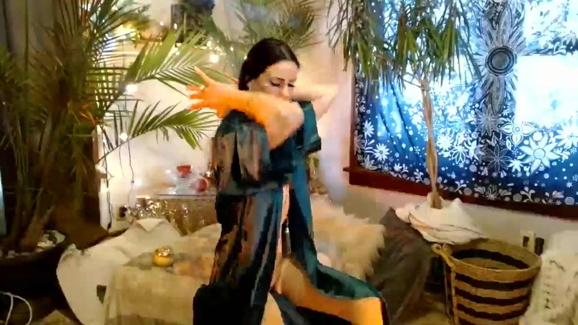 Gallery image thumbnail from MayGray's myfreecams stream on, 01/04/2026, 15:37 image 16 of 20