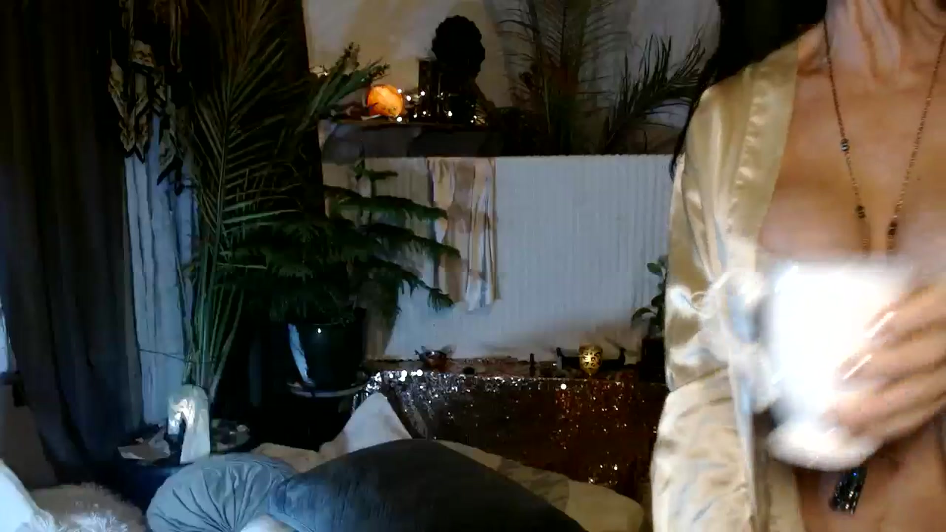 Gallery image thumbnail from MayGray's myfreecams stream on, 02/08/2026, 12:13 image 13 of 20