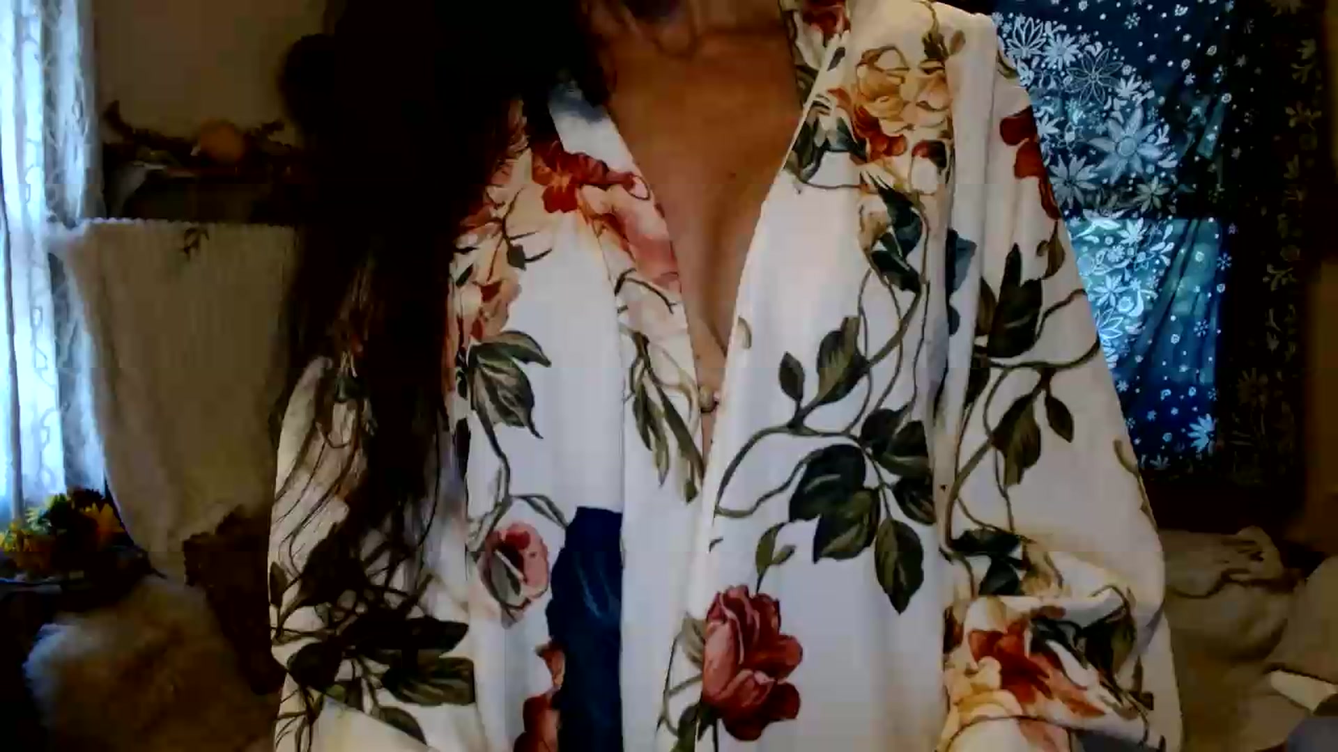 Gallery image thumbnail from MayGray's myfreecams stream on, 07/21/2026, 14:45 image 17 of 20