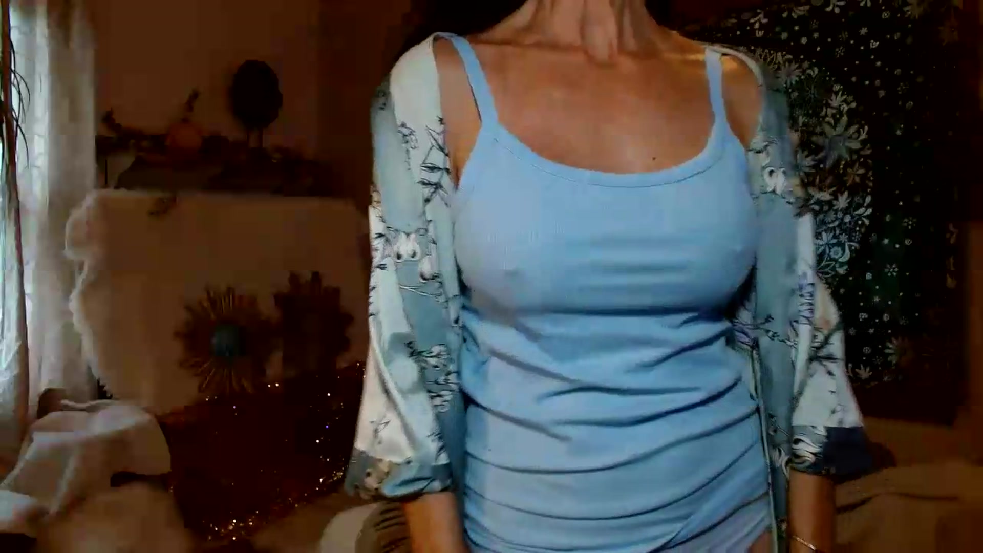 Gallery image thumbnail from MayGray's myfreecams stream on, 08/02/2026, 14:10 image 16 of 20