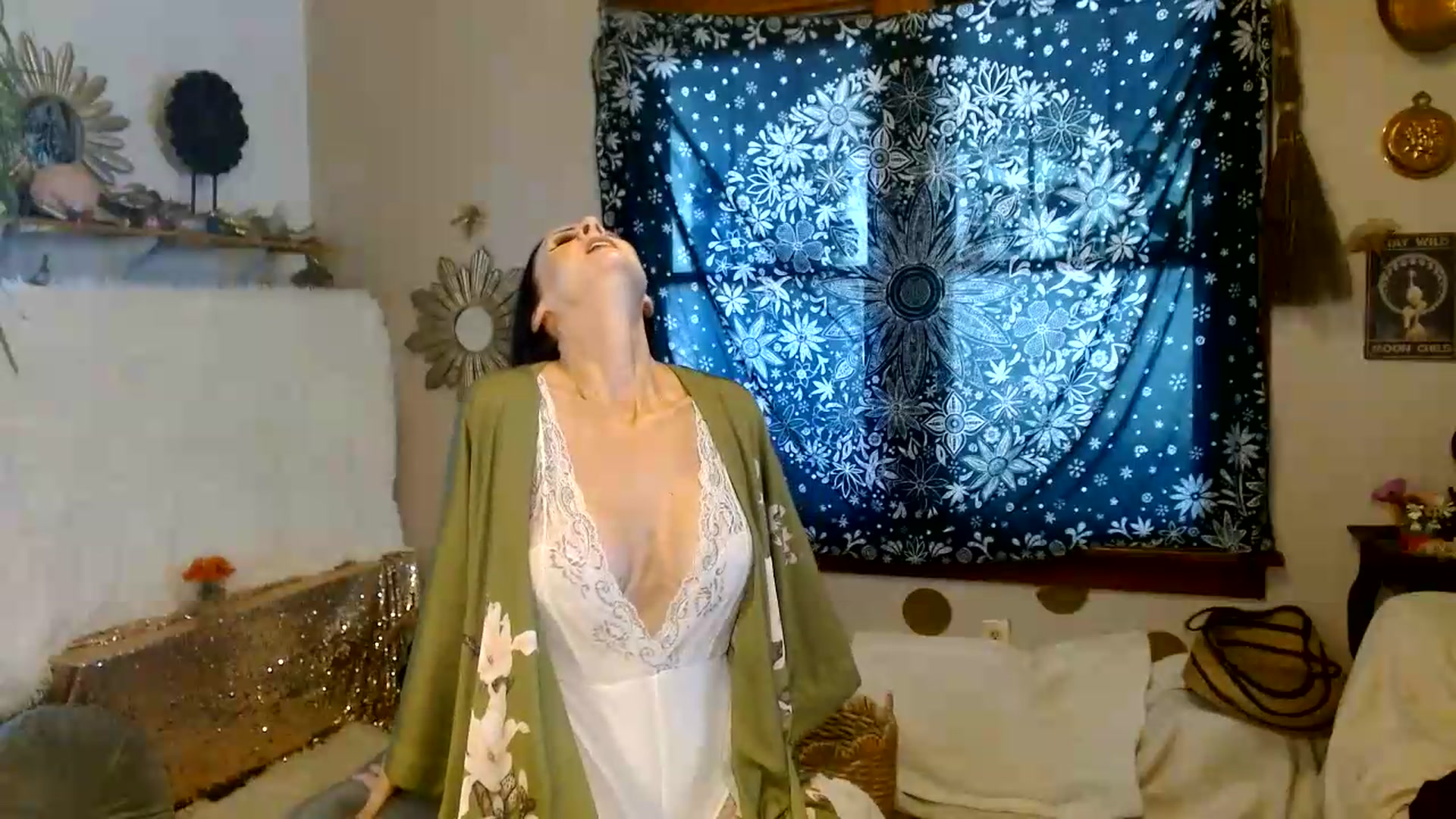 Gallery image thumbnail from MayGray's myfreecams stream on, 08/08/2026, 14:35 image 19 of 20