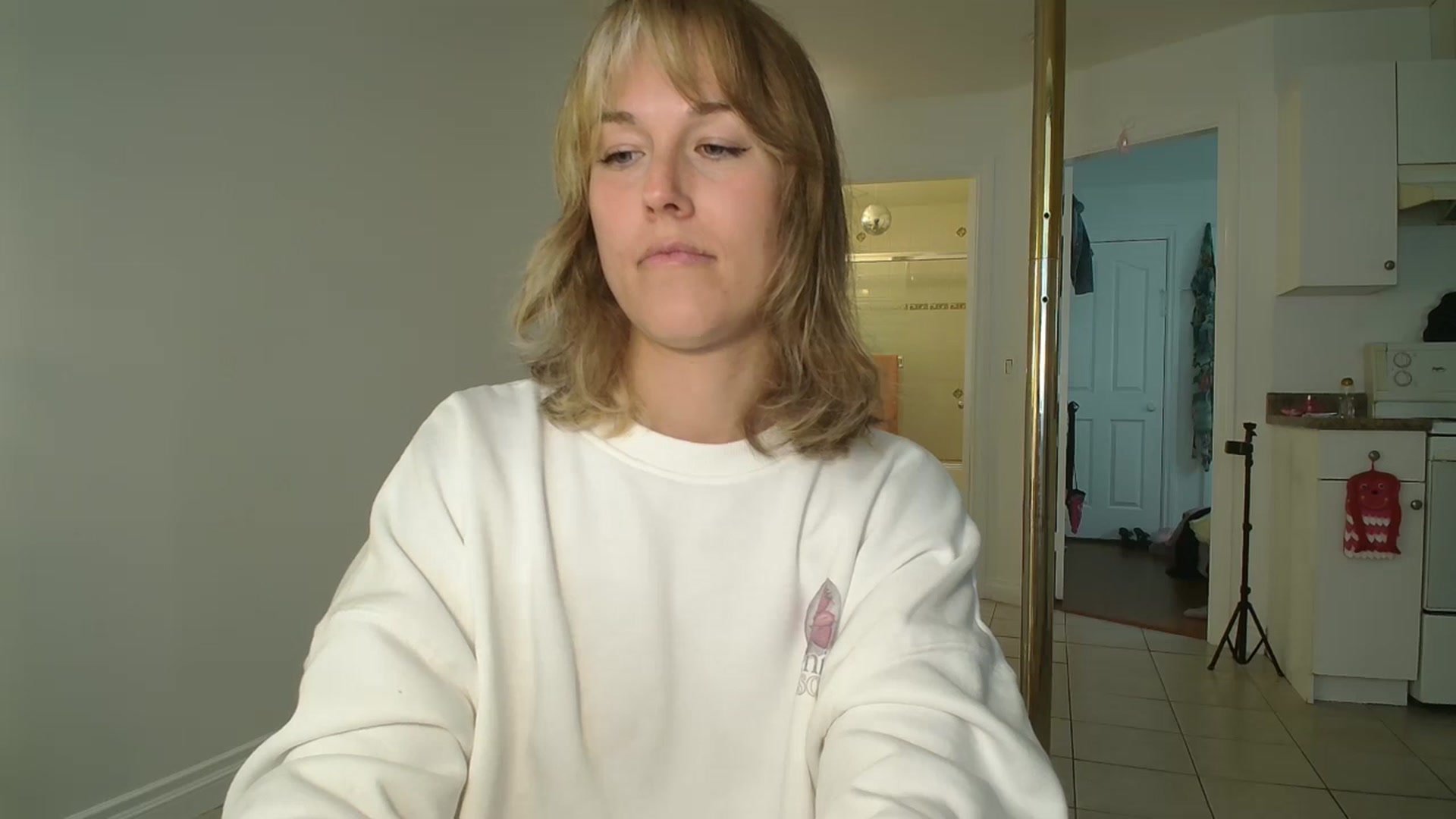 Gallery image thumbnail from MayIsukyurcok's myfreecams stream on, 04/18/2025, 17:31 image 20 of 20