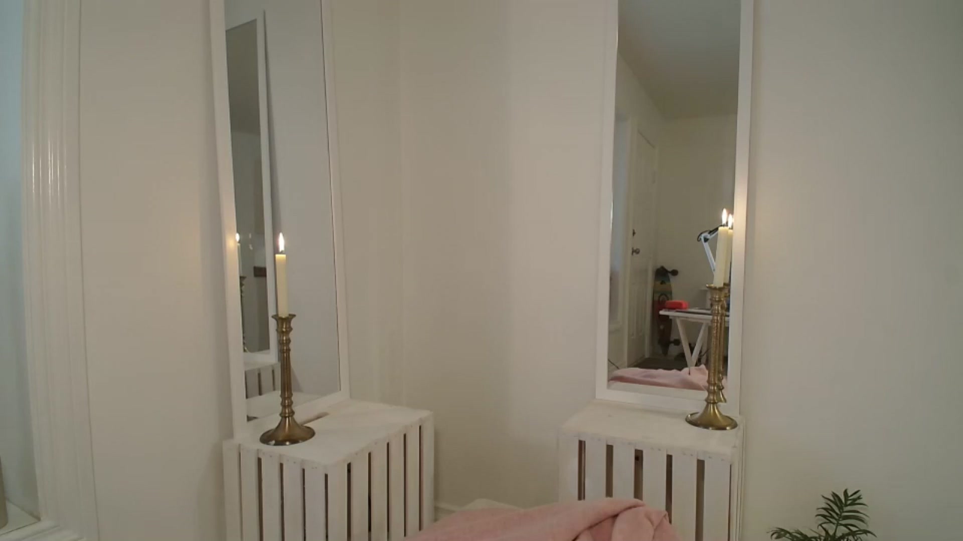 Gallery image thumbnail from MayIsukyurcok's myfreecams stream on, 04/25/2025, 16:41 image 11 of 20