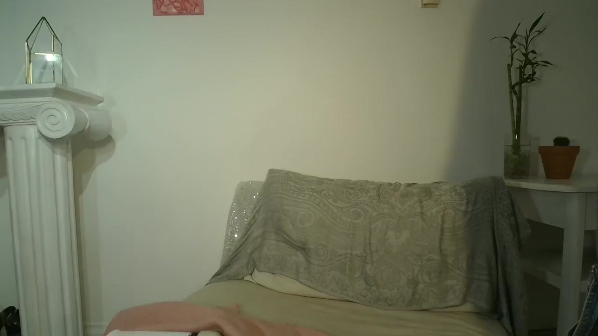 Gallery image thumbnail from MayIsukyurcok's myfreecams stream on, 08/26/2025, 24:20 image 17 of 20