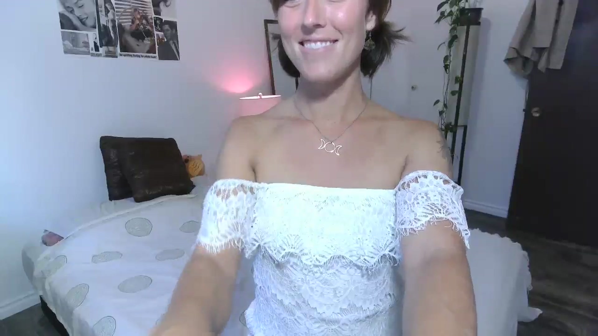Gallery image thumbnail from MayLoveYou's myfreecams stream on, 08/09/2023, 02:55 image 9 of 20