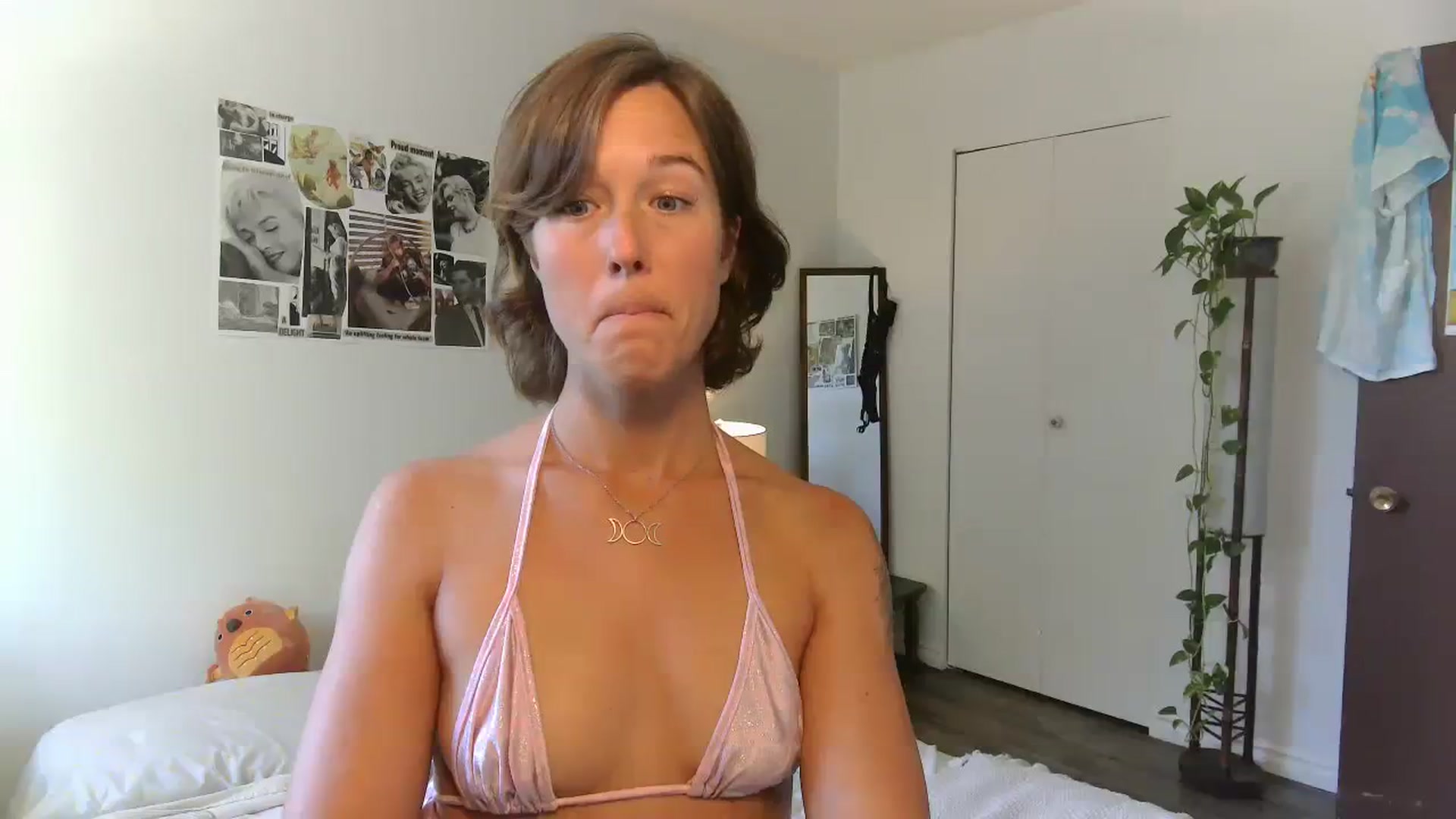 Gallery image thumbnail from MayLoveYou's myfreecams stream on, 08/14/2023, 20:01 image 19 of 20