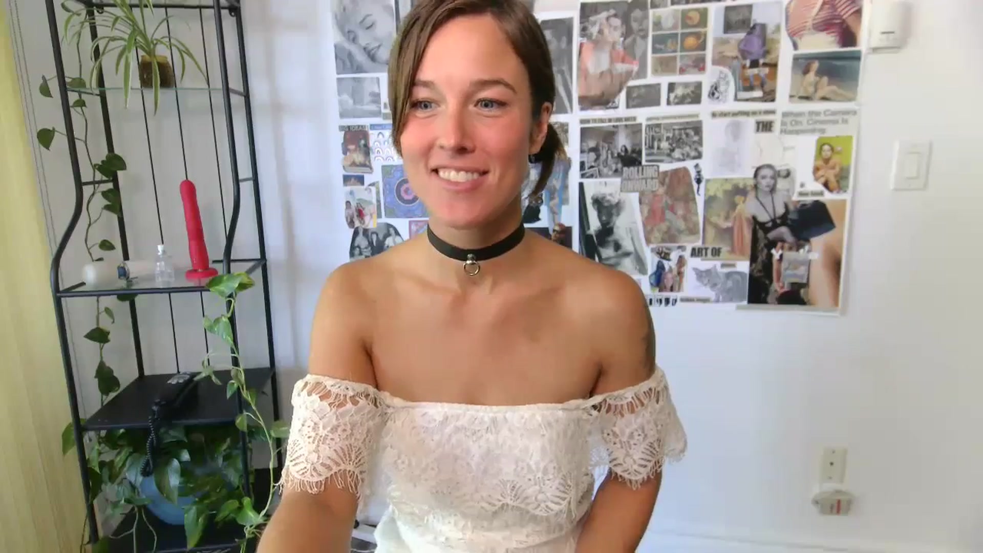 Gallery image thumbnail from MayLoveYou's myfreecams stream on, 09/08/2023, 17:15 image 18 of 20