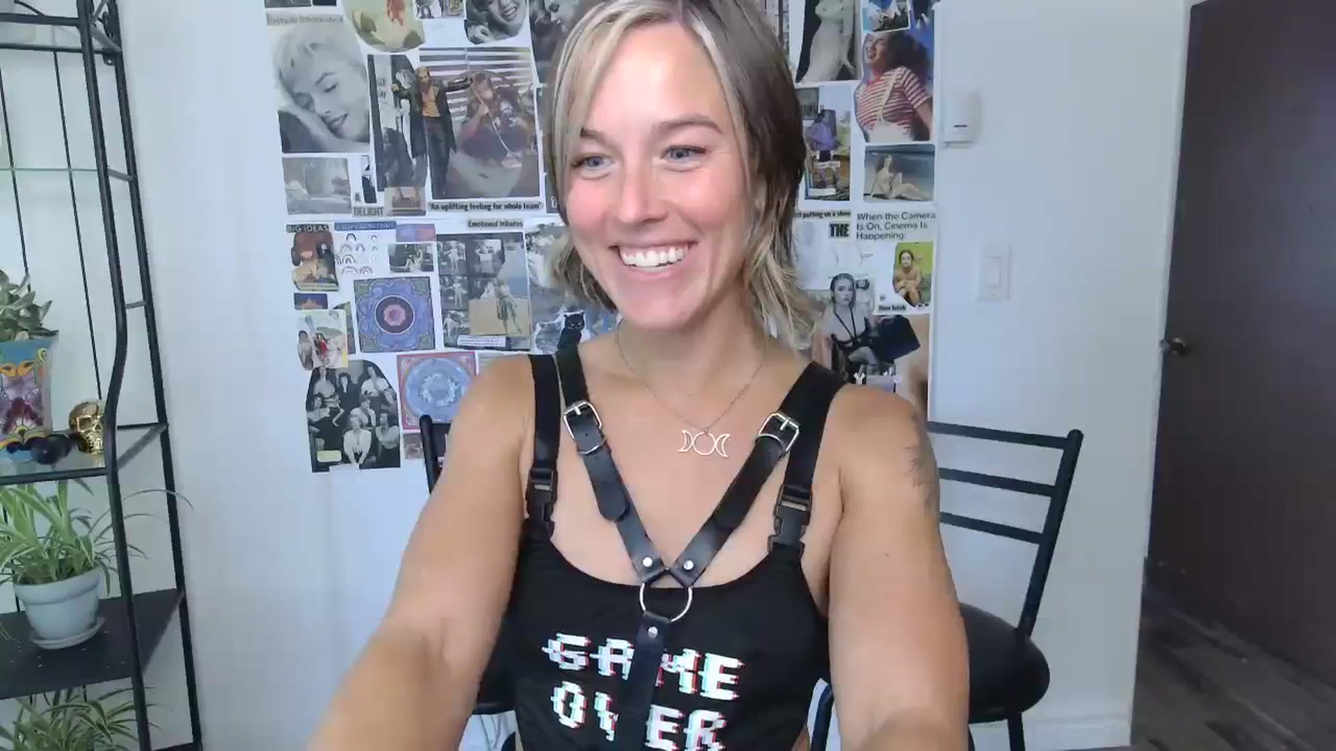 Gallery image thumbnail from MayLoveYou's myfreecams stream on, 09/19/2023, 15:52 image 7 of 20