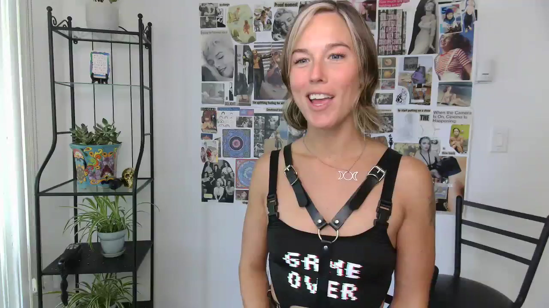 Gallery image thumbnail from MayLoveYou's myfreecams stream on, 09/19/2023, 15:52 image 11 of 20