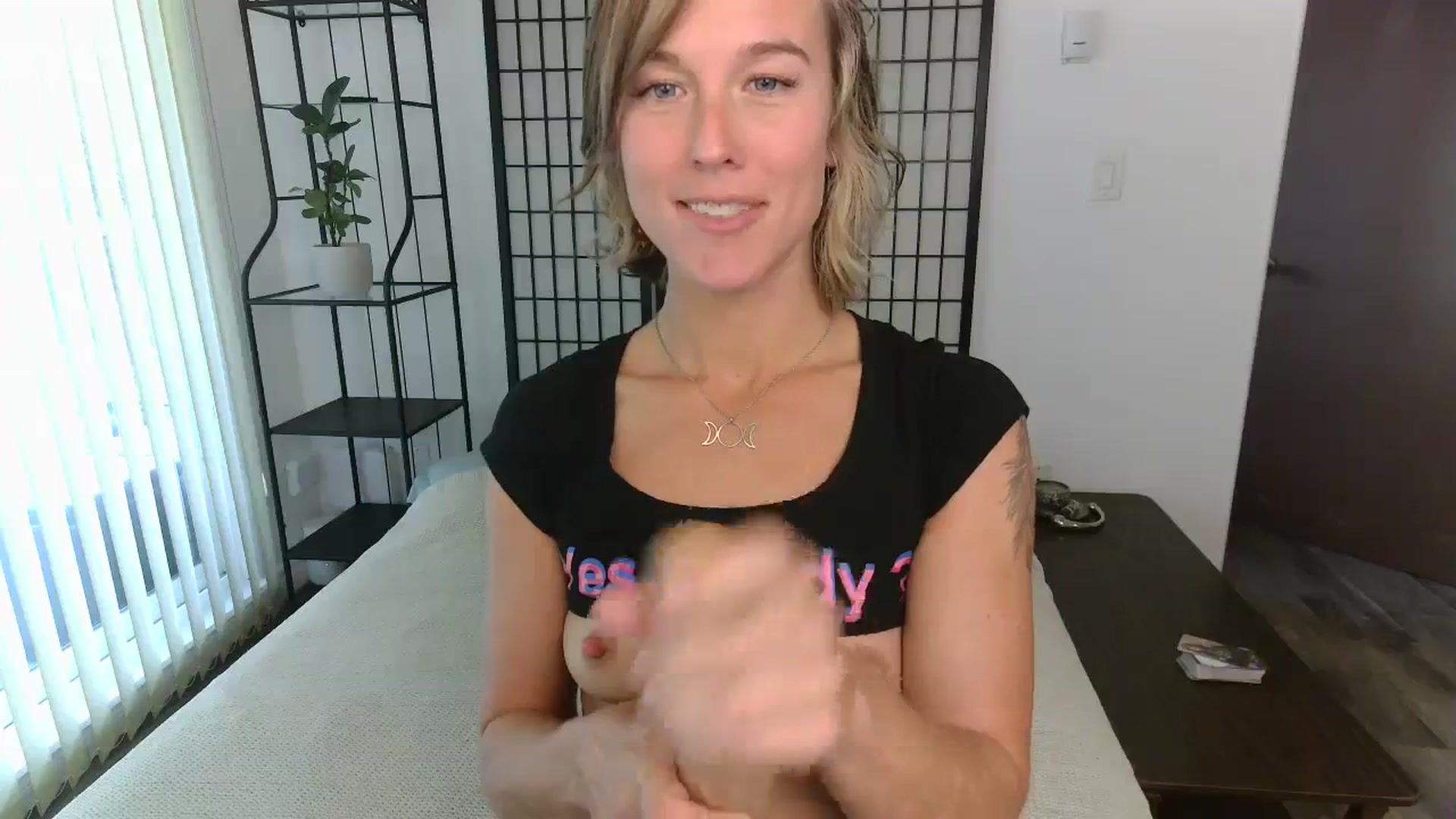 Gallery image thumbnail from MayLoveYou's myfreecams stream on, 10/12/2023, 15:03 image 14 of 20