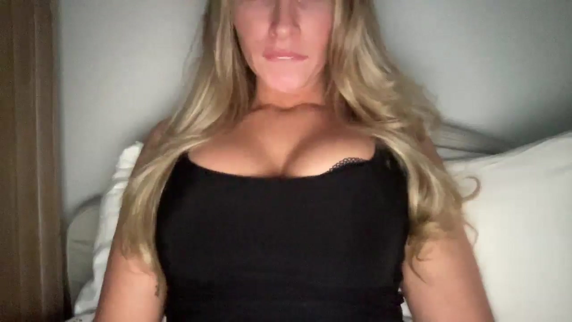 Gallery image thumbnail from MaySophiaa's myfreecams stream on, 01/06/2026, 15:37 image 20 of 20