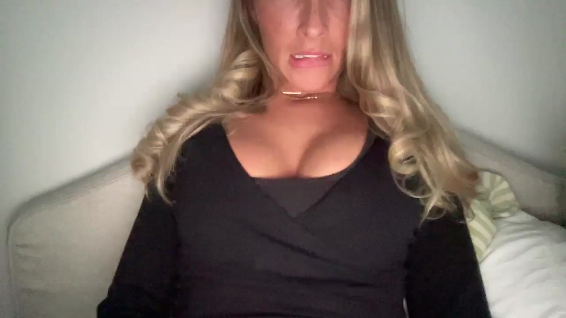 Gallery image thumbnail from MaySophiaa's myfreecams stream on, 04/16/2026, 17:07 image 20 of 20
